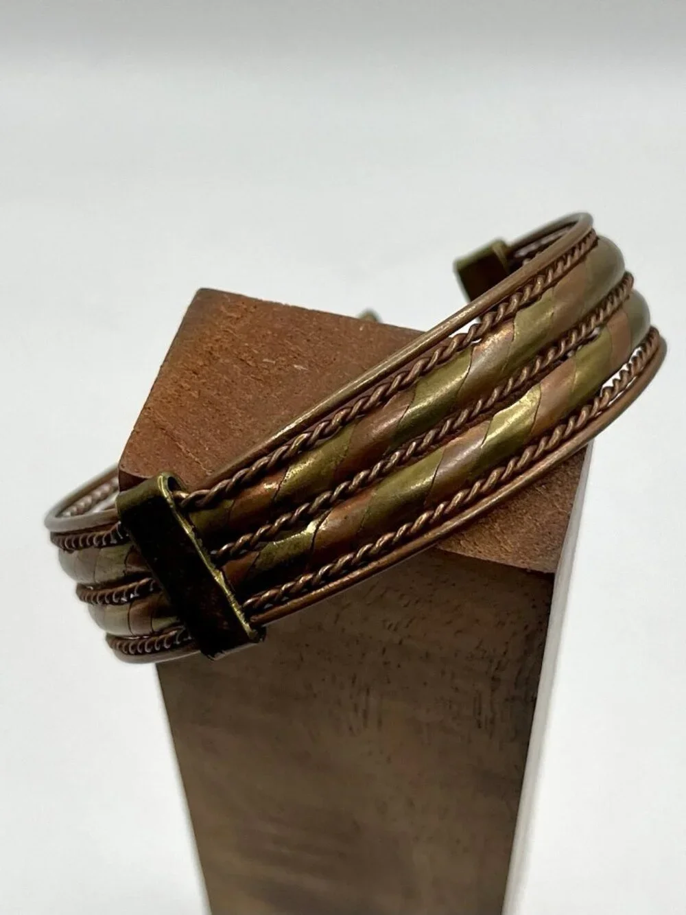 VTG Artisan Copper & Brass Cuff Bracelet Twisted Metal Boho Southwestern Boho